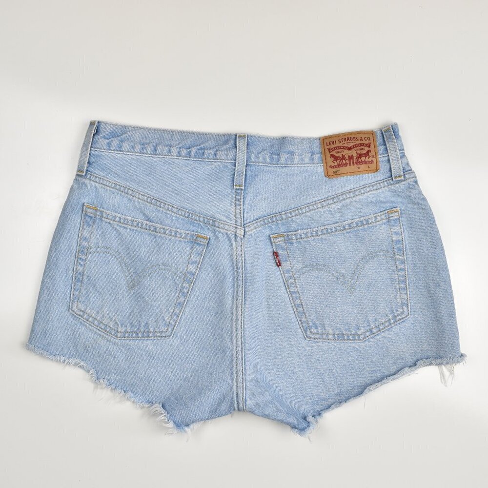 Levi's 501 Distressed Denim Jean Cut Off Shorts - 30 - Picture 2 of 9